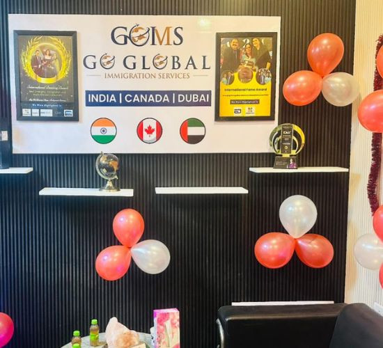 Tis the Season to Sparkle – Join the Christmas Fun with GGIMS!