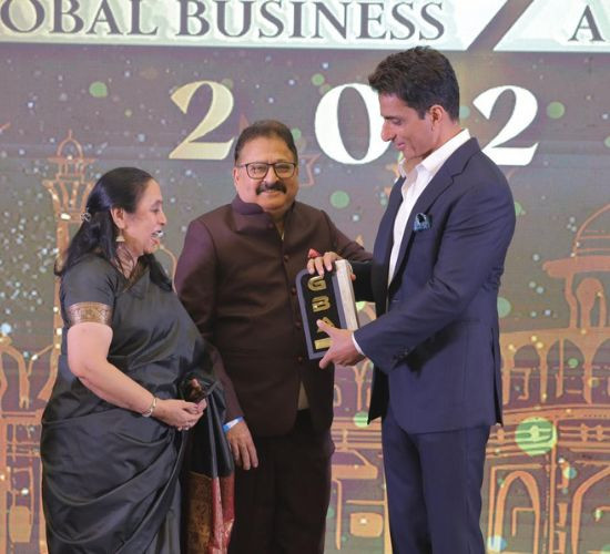 GGIMS Receives Prestigious Global Business Award from Sonu Sood